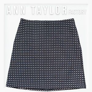Ann Taylor Geometric Pattern Straight Skirt sz 8